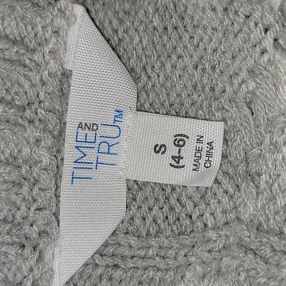 Time and Tru Cable Knit Crew Neck Sweater Size 4-6 - Picture 6 of 7